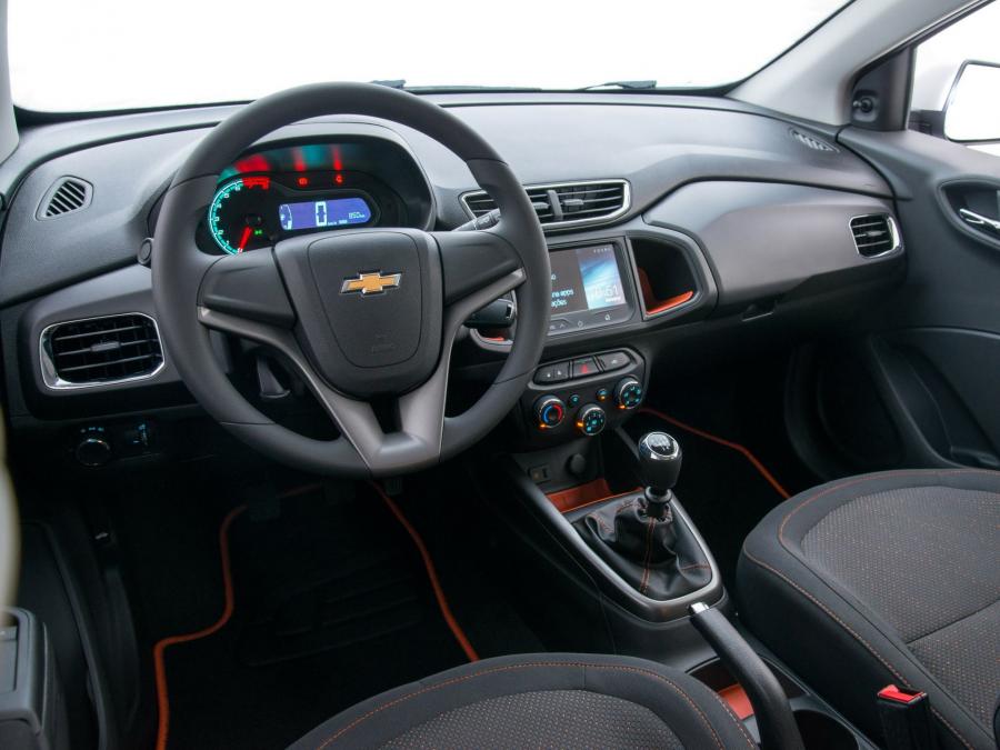  Chevrolet Onix Lollapalooza 2014 года  (фото 17 из 27)